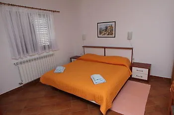 Apartman 7 Apartment